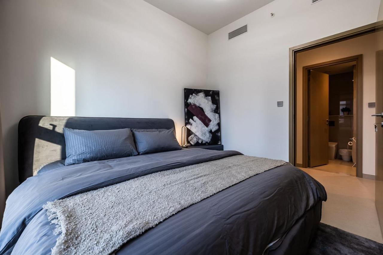 Downtown, Dubai Burj Royale 2 Bdr Apartment Full Burj - Khalifa View Luaran gambar