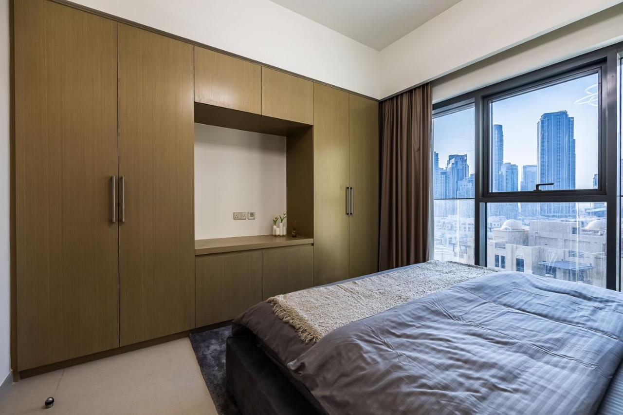 Downtown, Dubai Burj Royale 2 Bdr Apartment Full Burj - Khalifa View Luaran gambar