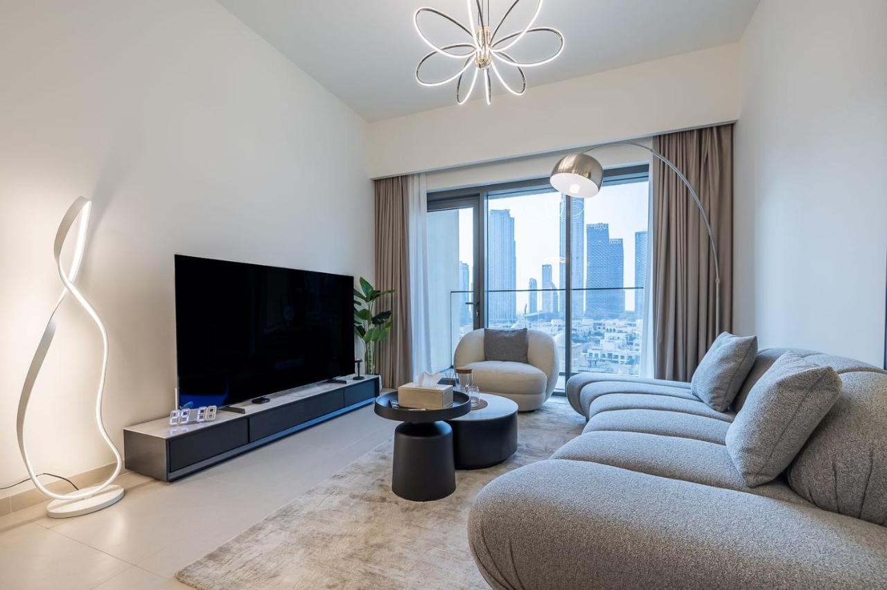 Downtown, Dubai Burj Royale 2 Bdr Apartment Full Burj - Khalifa View Luaran gambar