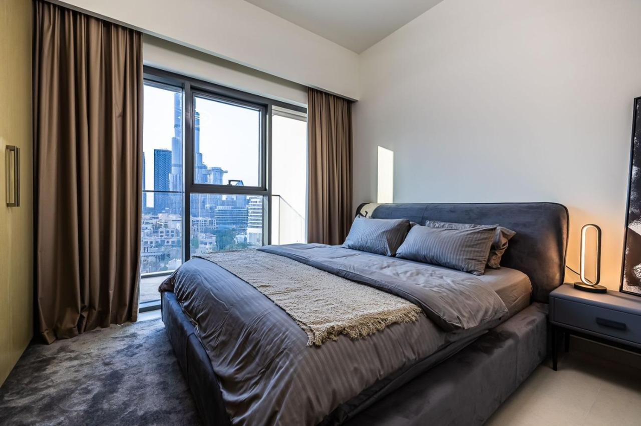 Downtown, Dubai Burj Royale 2 Bdr Apartment Full Burj - Khalifa View Luaran gambar