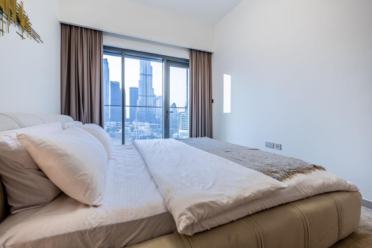 Downtown, Dubai Burj Royale 2 Bdr Apartment Full Burj - Khalifa View Luaran gambar