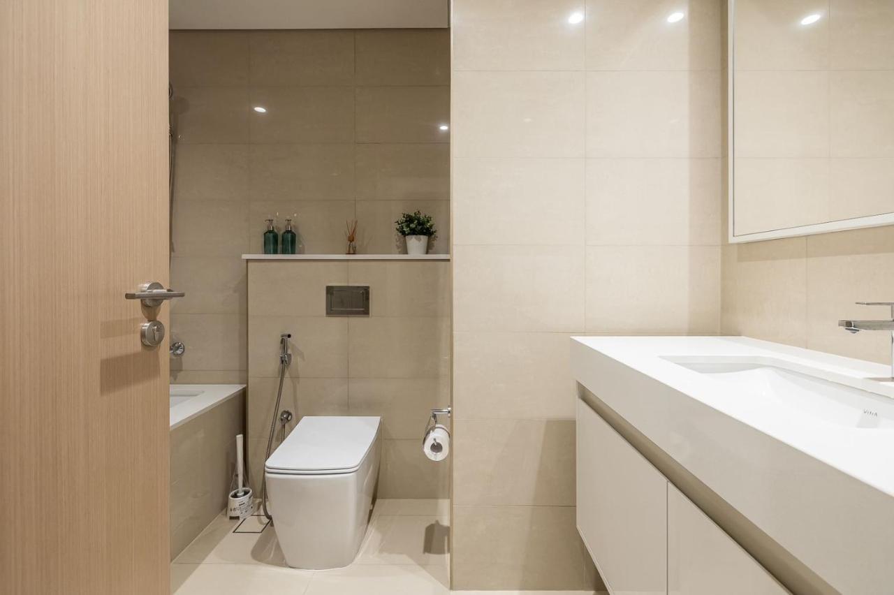 Downtown, Dubai Burj Royale 2 Bdr Apartment Full Burj - Khalifa View Luaran gambar